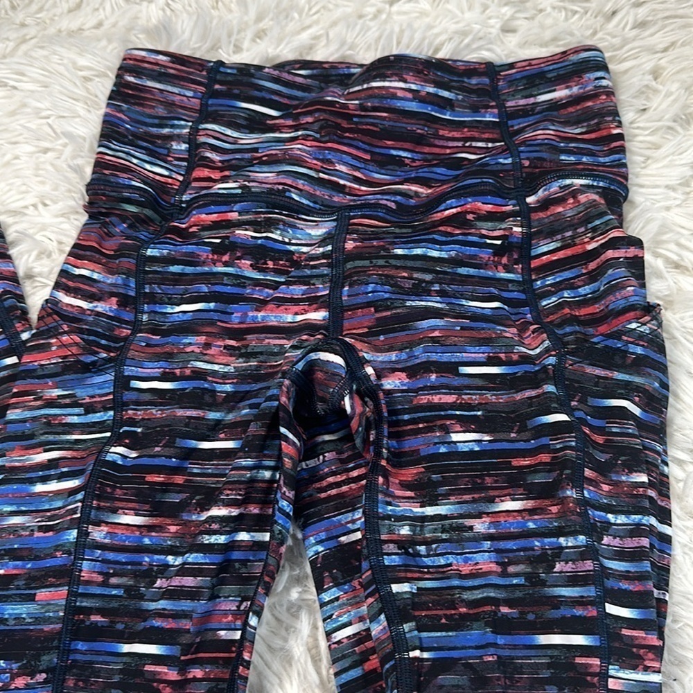 Lululemon Fast & Free 7/8 Tight II *Nulux 25" Hinshu Alpine White Multi - Picture 2 of 6